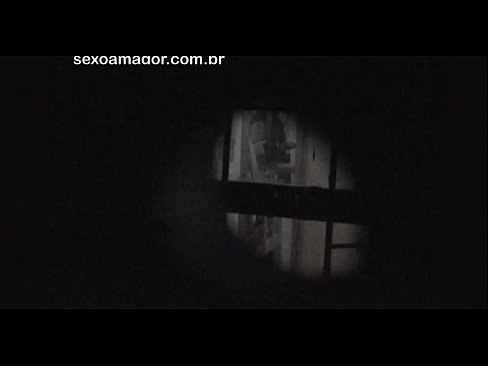 ❤️ Ka hopukina pukutia a Blondie e tetahi kaitirotiro takiwa e huna ana i muri i nga pereki tuwhera ❌ Porno i mi.sexarxiv.ru ❤